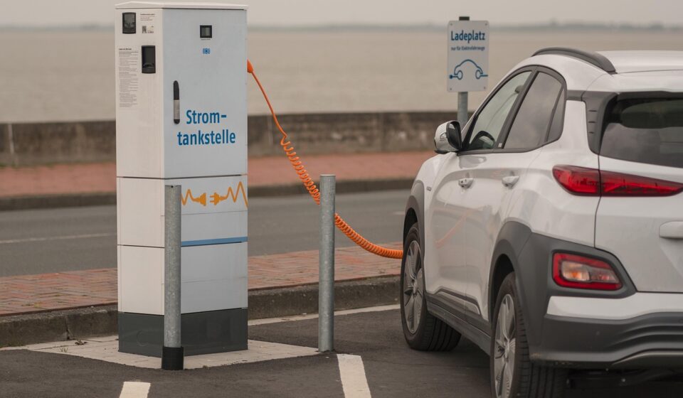 charging station, e mobility, car wallpapers, loading column, e car, traffic turning, electricity, energy, environment, loading possibility, e-gas station, electric drive, car, load time, environmentally conscious, electric car