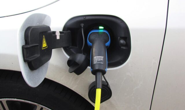 plug-in, electricity, e-car, hybrid car, power cable, plug, fill up on energy, energy-saving, load, charging cable, hybrid car, hybrid car, hybrid car, hybrid car, hybrid car, load