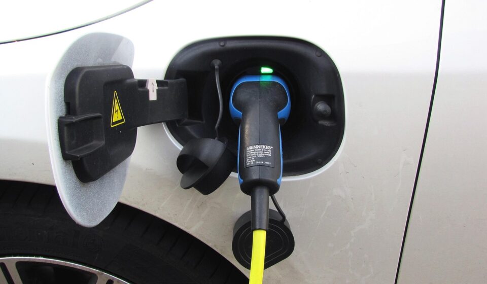 plug-in, electricity, e-car, hybrid car, power cable, plug, fill up on energy, energy-saving, load, charging cable, hybrid car, hybrid car, hybrid car, hybrid car, hybrid car, load