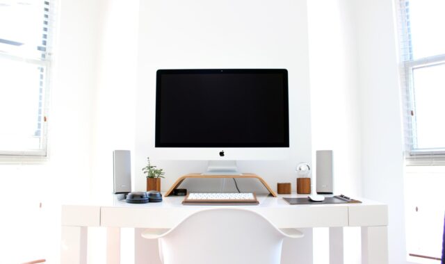 apple, chair, computer, desk, table, technology, workspace, pc, home office, workstation, computer, computer, computer, computer, computer, desk, technology, home office