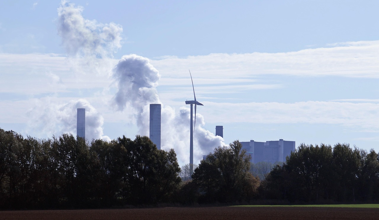 coal-fired power station, coal energy, wind edge, wind energy, energy production, energy, windmill, power generation, wind power, energy transition, electricity, environmentally friendly, environmental protection, environment, coal-fired power vs wind power, landscape, environmental pollution, chimney, industry, heaven, smog, air pollution, health, air, smog, air pollution, air pollution, air pollution, air pollution, air pollution