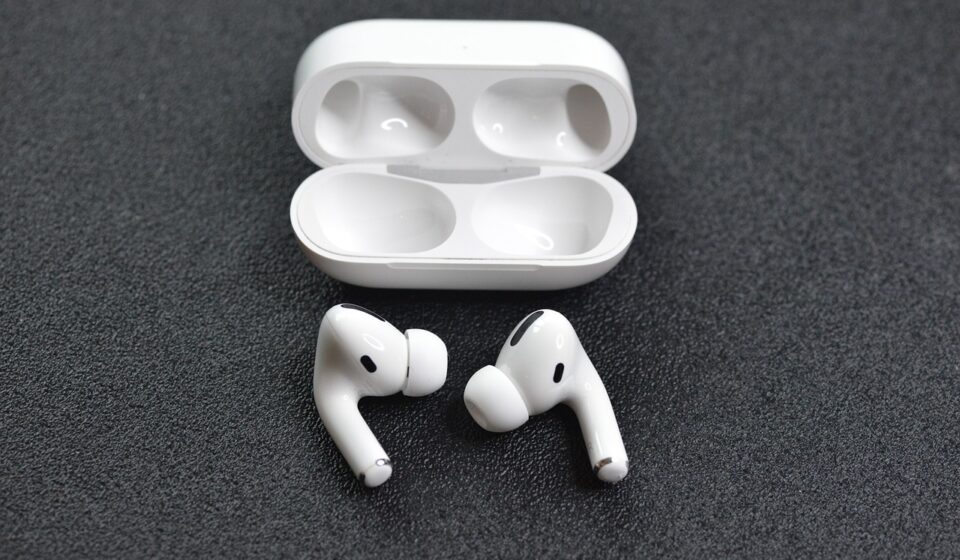 earphones, apple, airpods, pro, white, music, technology, earphone, listening, tech, audio, gray tech, airpods, airpods, airpods, airpods, airpods