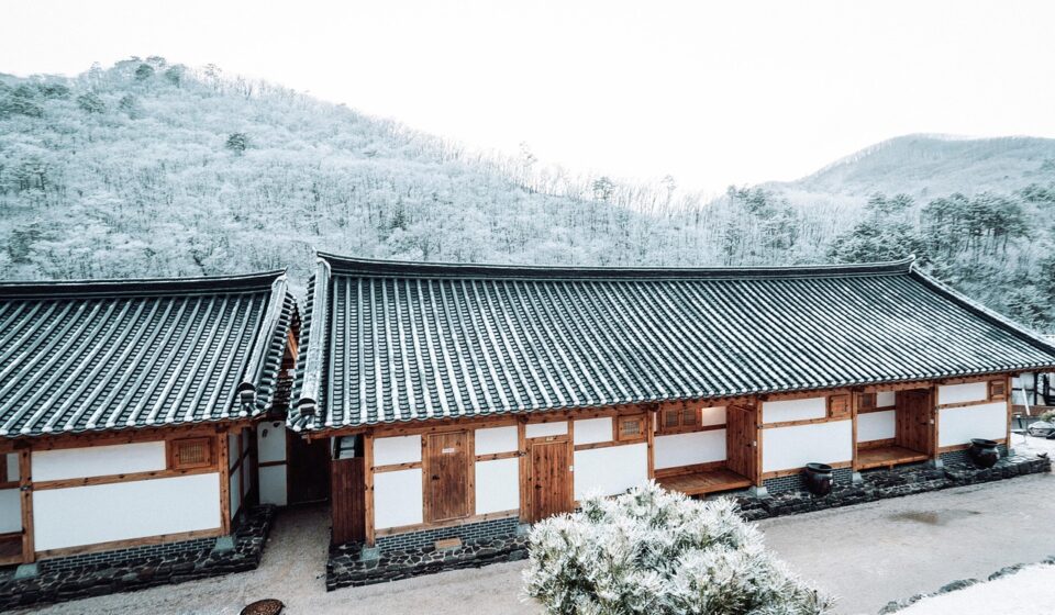 house, building, roof, tradition, mountain, korea, landscape, travel, nature, winter, roof, roof, korea, korea, korea, korea, korea