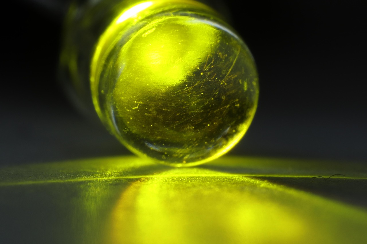 green, led, light emitting diode, light, led lamp, lamp, macro, shining, bright, bulbs, diodes, lighting, led light, colour, golden, glittering, darkness, led lighting, electric light, light point