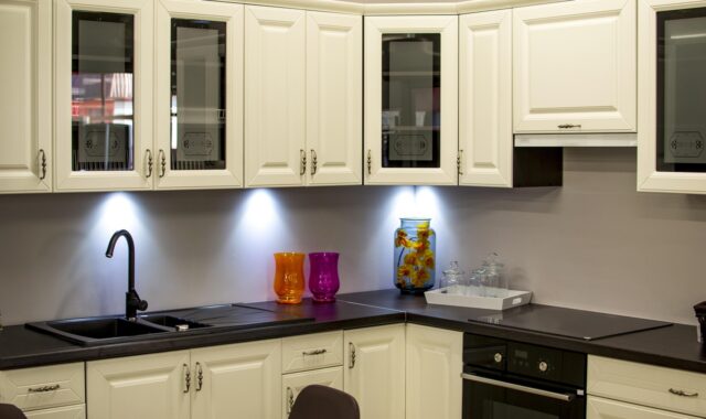 house, home, residential, rooms, kitchen, dining, cabinets, drawers, storage, lighting, table, chairs, brown home, brown house, brown kitchen, brown room, brown table, kitchen, kitchen, kitchen, kitchen, kitchen, cabinets, cabinets, cabinets